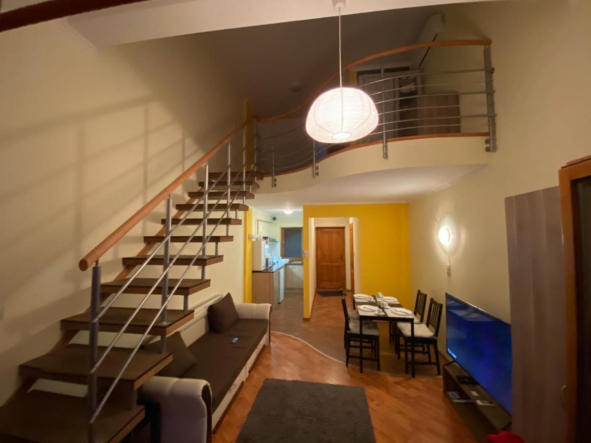 Mimi Apartman Apartment Gyula Bagian luar foto