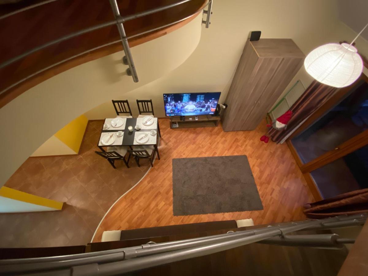 Mimi Apartman Apartment Gyula Bagian luar foto