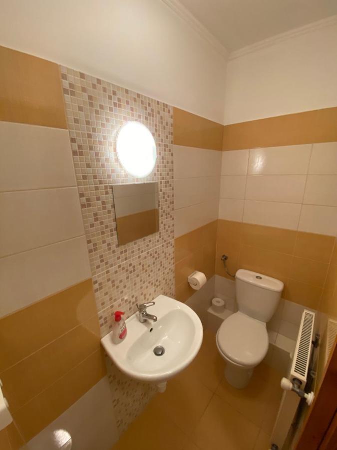 Mimi Apartman Apartment Gyula Bagian luar foto